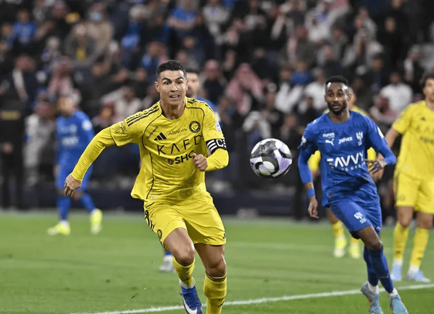 球报：C罗将继续等待拖欠薪资问题得到解决后，再回归赛场