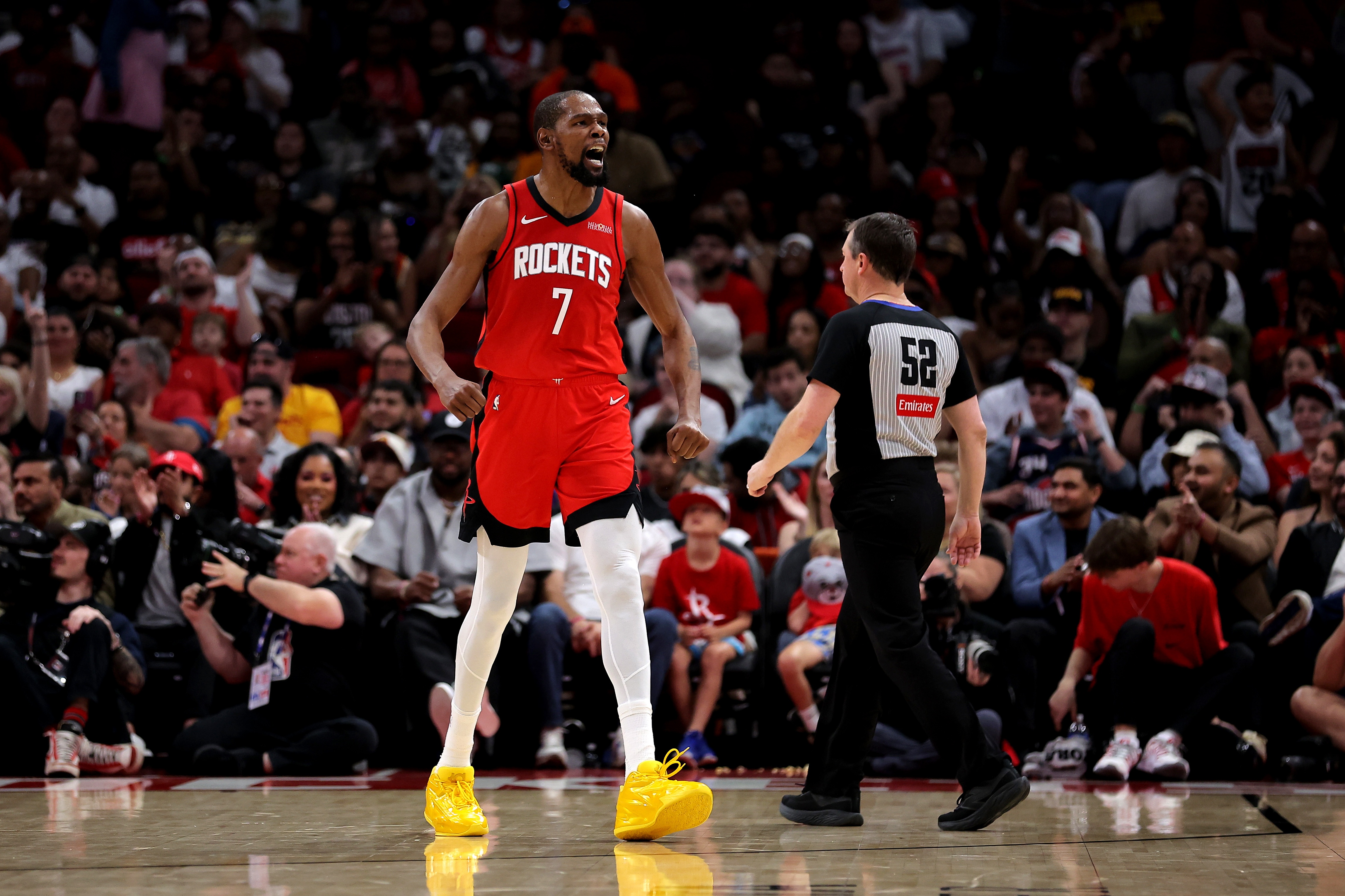 开云官网-白巧克力:我认为KD总得分能超科比 但再往上就不确定了